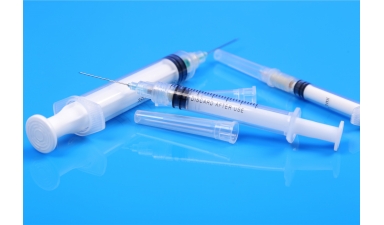 自動(dòng)回縮式防重復使用注射器